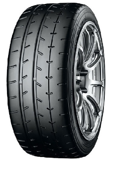 Yokohama A052  SEMI-SLICK tyre
